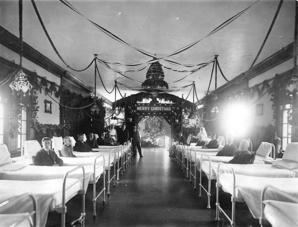 Ward of Shaughnessy Hospital decorated Christmas celebrations; 1920. Image: Vancouver Archives