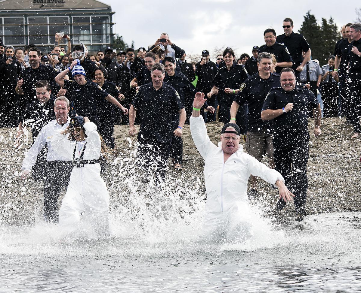 Polar Plunge Returns to Kits Beach Kitsilano.ca