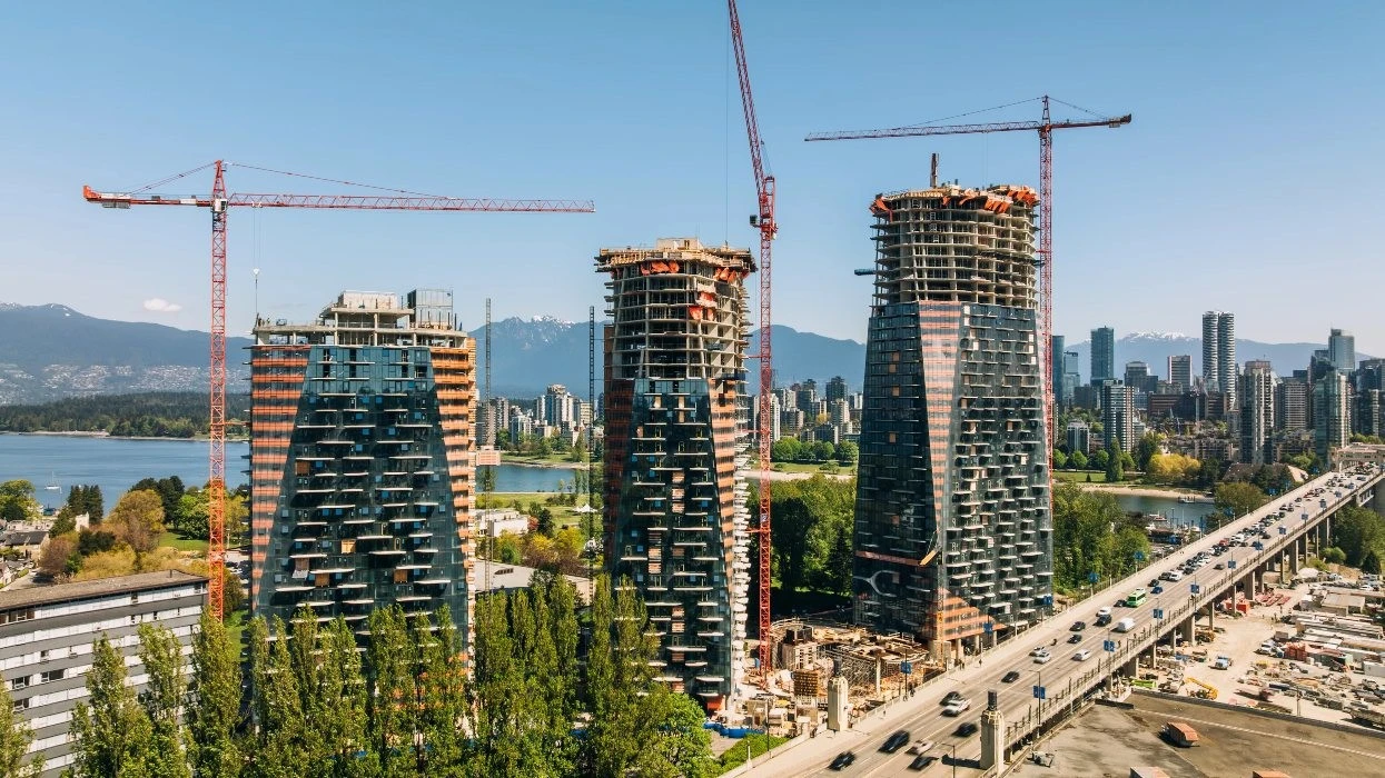 Westbank Sells Stake in Squamish Nation's Sen̓áḵw Towers - Kitsilano.ca
